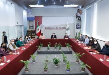 Miguel Barbosa se reúne con diputados electos de Morena, PT y Verde Ecologista.