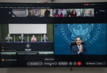 La responsabilidad social de las universidades es egresar promotores de soluciones que reclama el mundo actual: Rector Alfonso Esparza