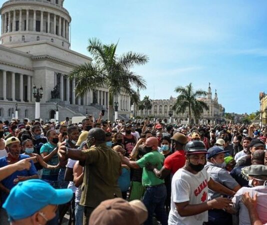 Las redes sociales en las históricas manifestaciones en la isla de Cuba