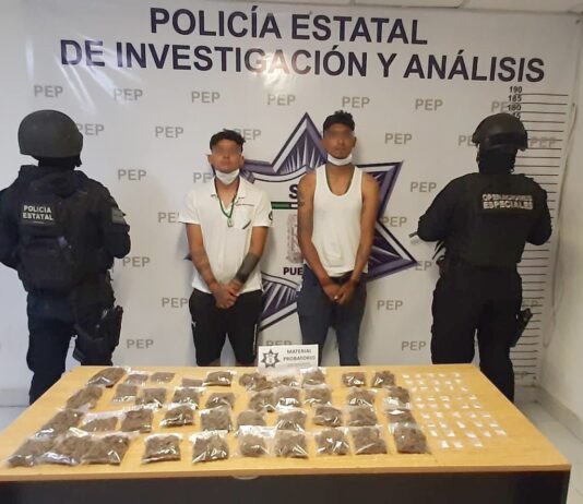 Detiene SSP a dos presuntos narcomenudistas en Plaza Loreto
