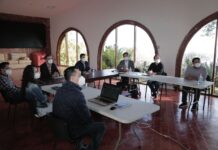 Encabeza Eduardo Rivera Pérez reunión con su equipo de trabajo.