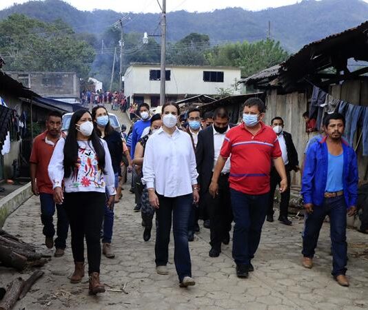 Encabeza SEGOB mesa de trabajo con alcaldes de municipios afectados por “Grace”