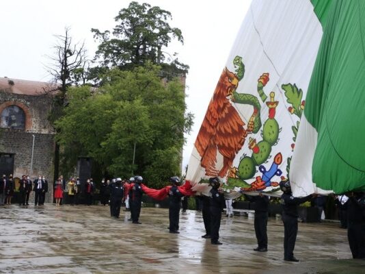 Ayuntamiento de Puebla inicia actividades del mes patrio.
