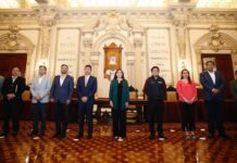 Eduardo Rivera Pérez y Claudia Rivera Vivanco encabezan última mesa temática de transición.