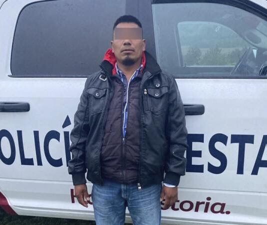 Detiene Policía Estatal a cinco presuntamente en posesión de armas de fuego.