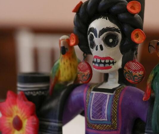 Presenta Cultura programa “Entre Vivos y Muertos”
