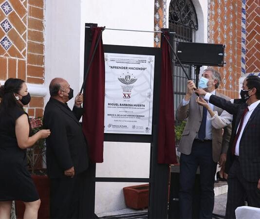 Celebra Cultura XX aniversario de la Escuela de Capacitación en Restauración de Puebla