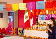 Llegan productos “Orgullo Puebla” a Japón para festejo de Día de Muertos.