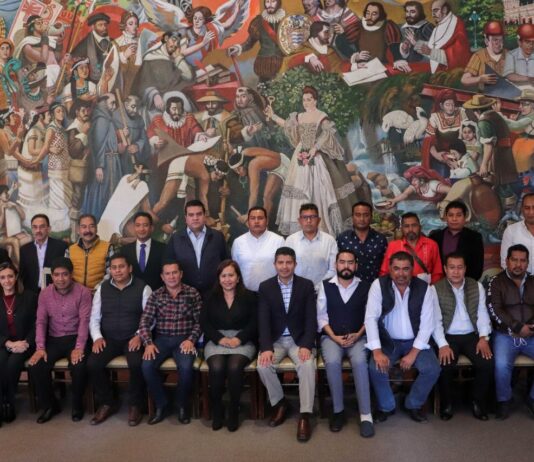 Eduardo Rivera Pérez encabeza reunión con ediles de las 17 juntas auxiliares del Municipio.