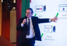 Cancillería garantizó vacunas para México y facilitó vacunación para connacionales en EE. UU.