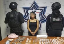Detiene Policía Estatal a mujer con más de 120 dosis de aparente droga