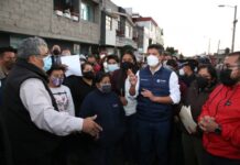 Eduardo Rivera Pérez realiza caminata por la seguridad en Joaquín Colombres.