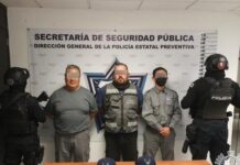 Por presunta usurpación de funciones, Policía Estatal detiene a tres hombres.