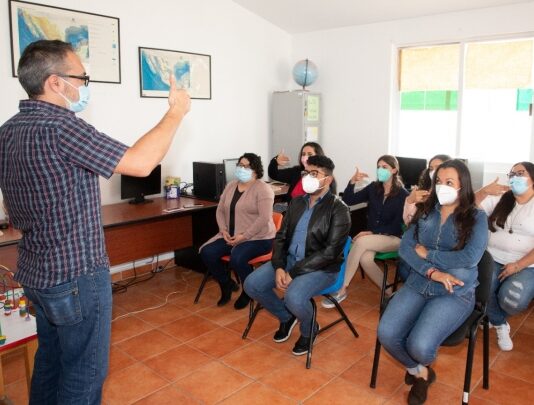 SMDIF oferta talleres de inclusión social.