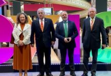 La Secretaría de Turismo e Iberia refuerzan su compromiso en Fitur