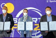 SMDIF Puebla firma convenio con Sports Plaza.