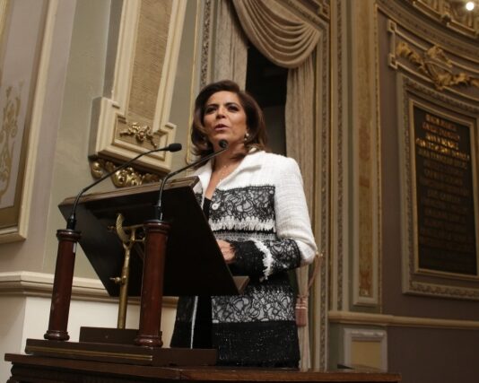 Comparece secretaria de Economía ante el Congreso del Estado.