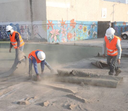 Se inician trabajos de rehabilitación de espacios deportivos en colonias de Puebla.