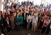 Canciller Ebrard llama a adoptar la causa feminista para construir sociedades igualitarias