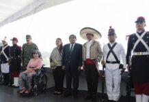 Asiste MBH a escenificación de Batalla de Puebla en la XXV Zona Militar