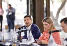 Participa Eduardo Rivera en la tercera sesión de ciudades capitales.