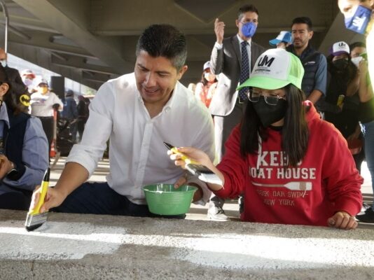 Ayuntamiento de Puebla rehabilita el bulevar Capitán Carlos Camacho Espíritu.