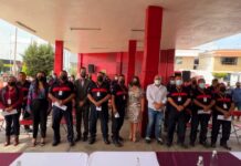 Norma Layón reconoce la gran labora del cuerpo de bomberos de san Martín Texmelucan.