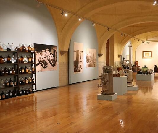 Expone San Pedro Museo de Arte historia de industria refresquera poblana