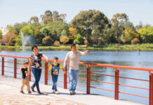 Eduardo Rivera entrega rehabilitación del Parque Centenario Laguna de Chapulco.
