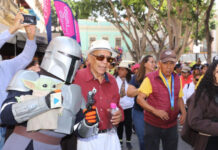 ¨Gran paseo muy Padre¨ reunió a más de 800 personas en el zócalo de la ciudad.