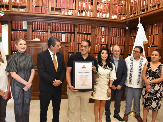 Puebla reconoce al Chef Carlos Gaytán como ‘Visitante Distinguido’