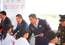 Sergio Salomón entrega armamento y patrullas