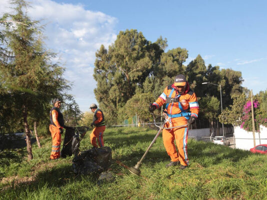 Gobierno Municipal refuerza la limpieza en barrancas.