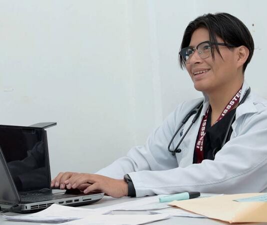 Inicia ISSSTEP proceso de ingreso para especialidades médicas