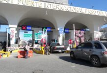 Reanudan operaciones cuatro cruces fronterizos en Texas, California y Arizona