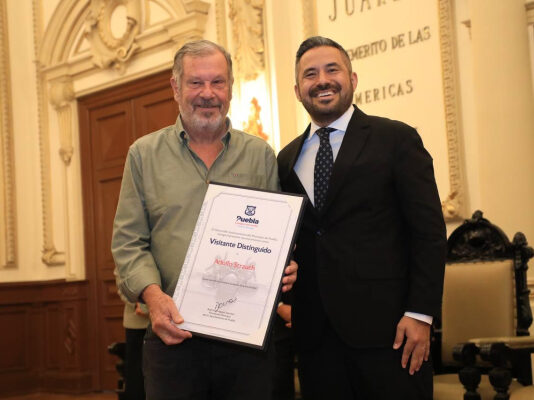 Gobierno municipal de Puebla reconoce a Adolfo Strauch como “Visitante Distinguido”