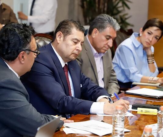 En Puebla hay coordinación y esfuerzos para garantizar los servicios de salud a la población