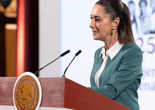 Claudia Sheinbaum presenta la estrategia “México te abraza” en atención a migrantes mexicanos