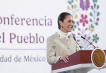 Claudia Sheinbaum acuerda con Donald Trump poner en pausa los aranceles para México durante un mes.