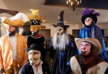Presentan tradicional Carnaval de Tecali de Herrera