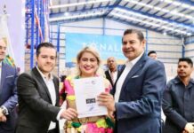 Armenta inaugura la Fábrica de paneles solares “Tonalli”