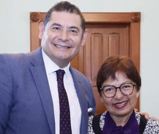 Gobierno de Puebla y BUAP ofrecen Plan Becas para jóvenes poblanos