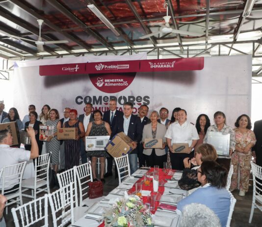 Encabeza Pepe Chedraui la entrega de apoyos a comedores comunitarios.