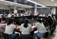 Se establece dialogo entre normalistas de Teteles y Gobierno del Estado.