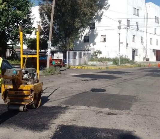 Campaña Capitalina Bacheando Puebla: atiende unidades habitacionales