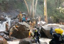 Ya son 18 personas fallecidas y 5 aun no localizadas por las lluvias en la sierra norte de Puebla.