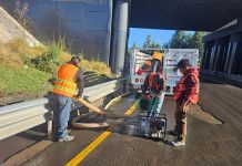 Continúan la rehabilitación del drenaje pluvial en retorno del Periférico Ecológico a la altura del Bulevar Forjadores.