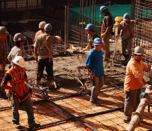 Cae el empleo en el primer mes del año: Centro de Estudios Económicos del sector privado.