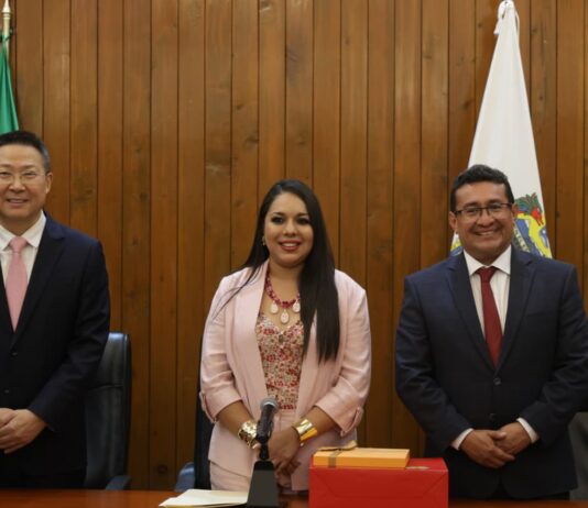 Congreso del Estado refrenda lazos culturales entre Puebla y China.