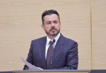 El proyecto del Sistema de Transporte por Cable fue presentado ante el Pleno del Congreso del Estado.